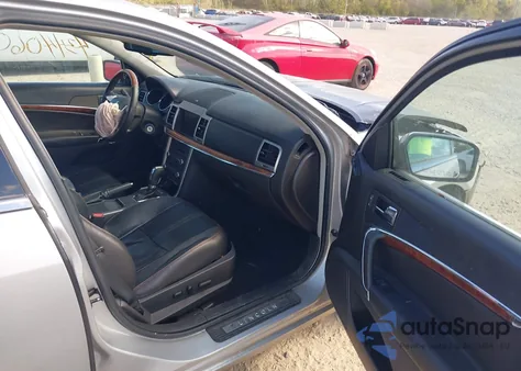 2010 Lincoln Mkz z USA, uszkodzony, nr VIN 3LNHL2JC5AR650812